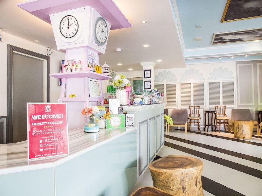 ZEN Rooms Dibuk Phuket Town 2