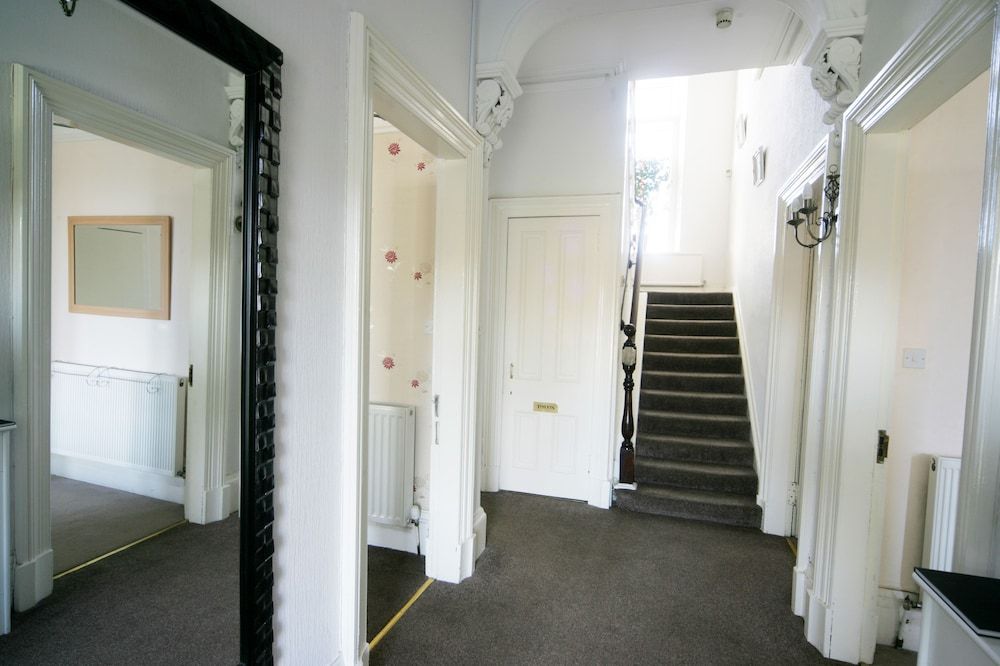 Dean Park Guest House 2