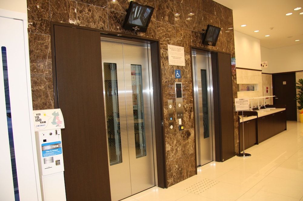 Toyoko Inn Osaka Itami Kuko 2