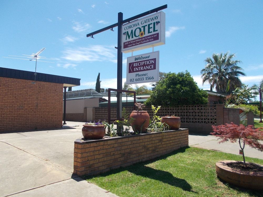 COROWA GATEWAY MOTEL 2