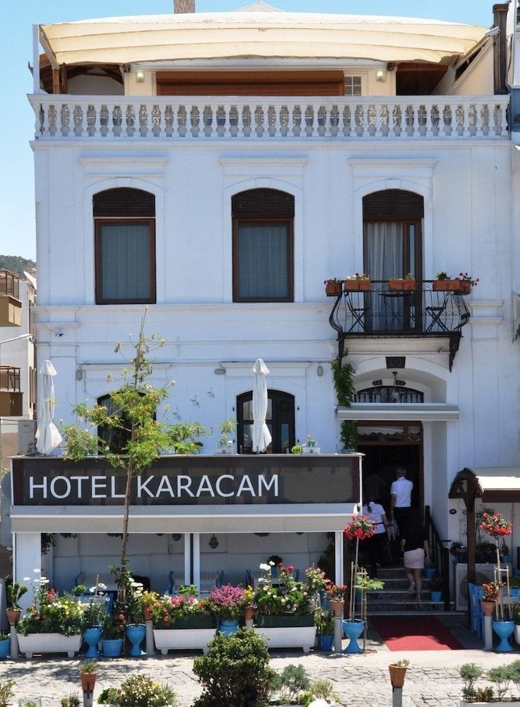Hotel Karacam 3 estrellas en Foça