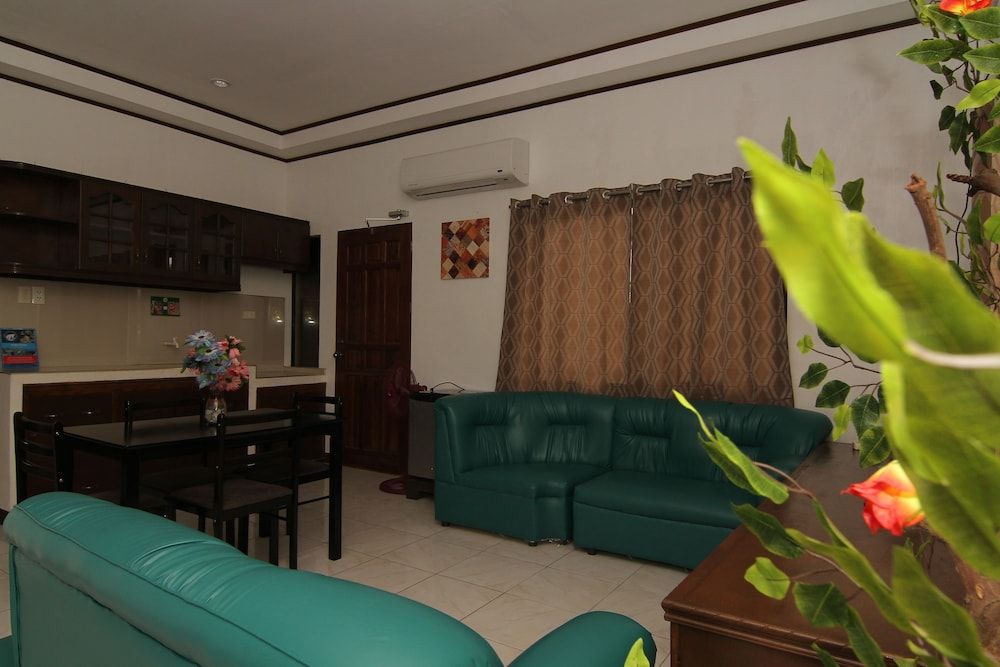 Mahogany Upland Resort 2