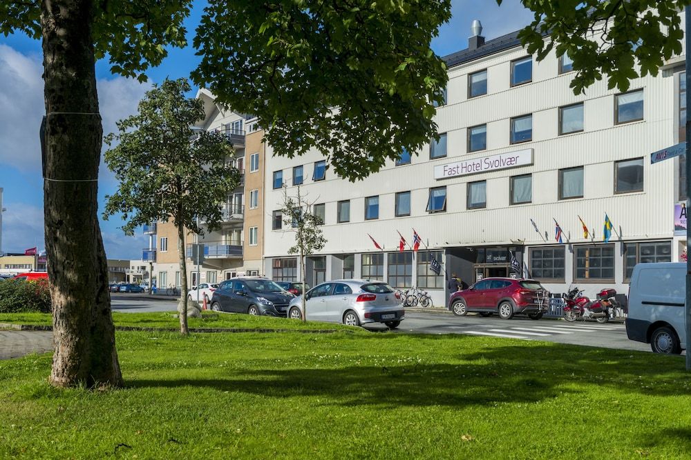 Fast Hotel Svolvær