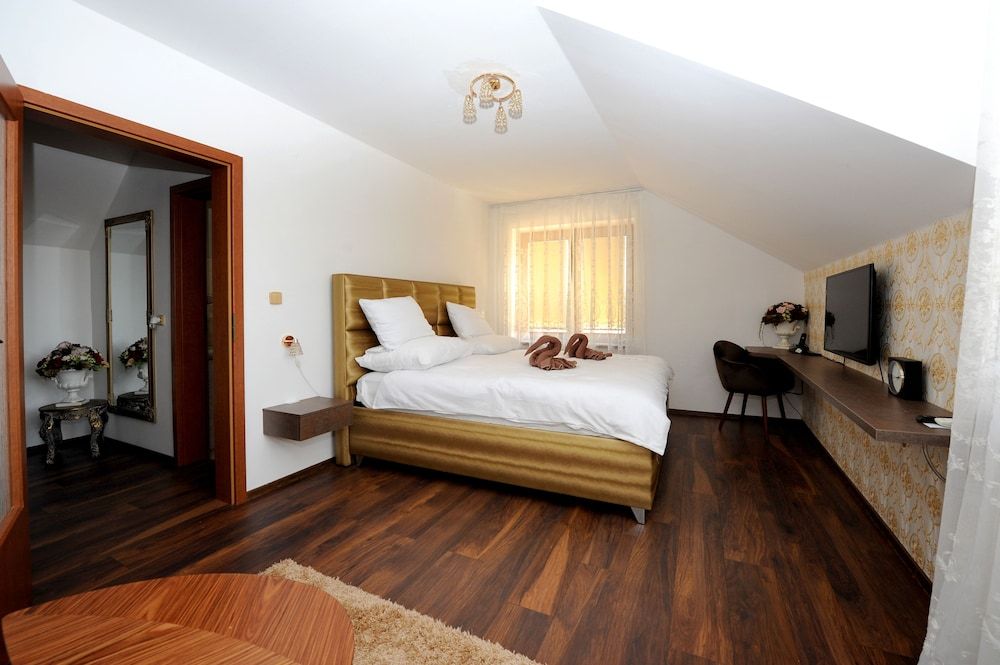 Hotel Max Plaza 4 estrellas en Trnava