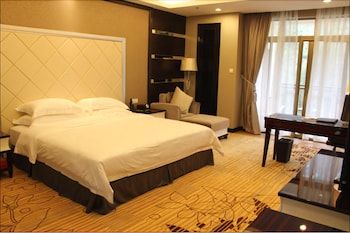 Country Garden Phoenix Hotel Yunfu 2