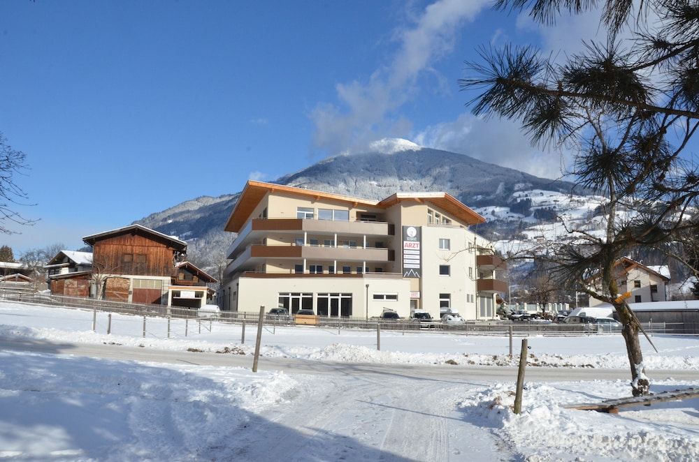 Aparthotel AlpTirol 4 estrelas em Kaltenbach