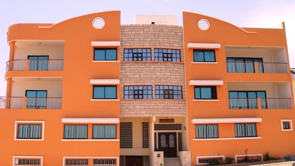 RESIDENCE LES CALANQUES