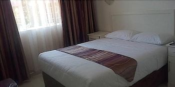 Royal Ushaka Hotel Seaview 3