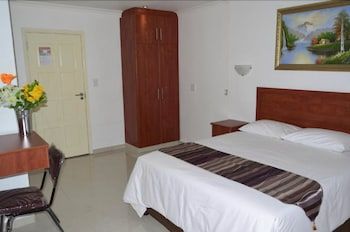 Royal Ushaka Hotel Seaview