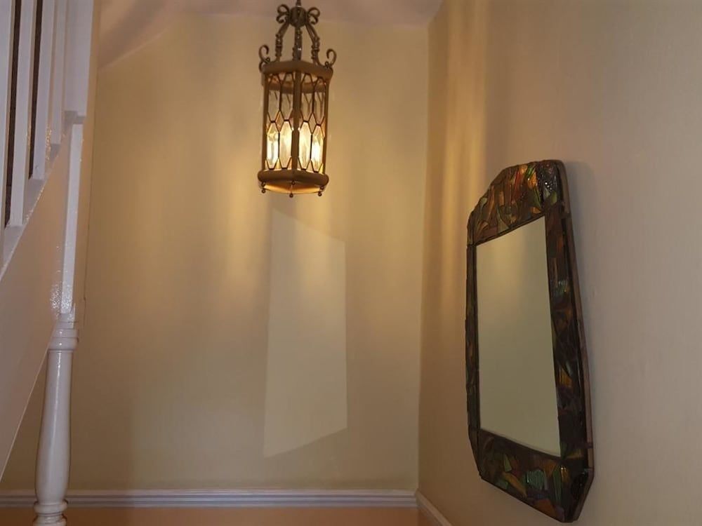 Albany Guest House 2