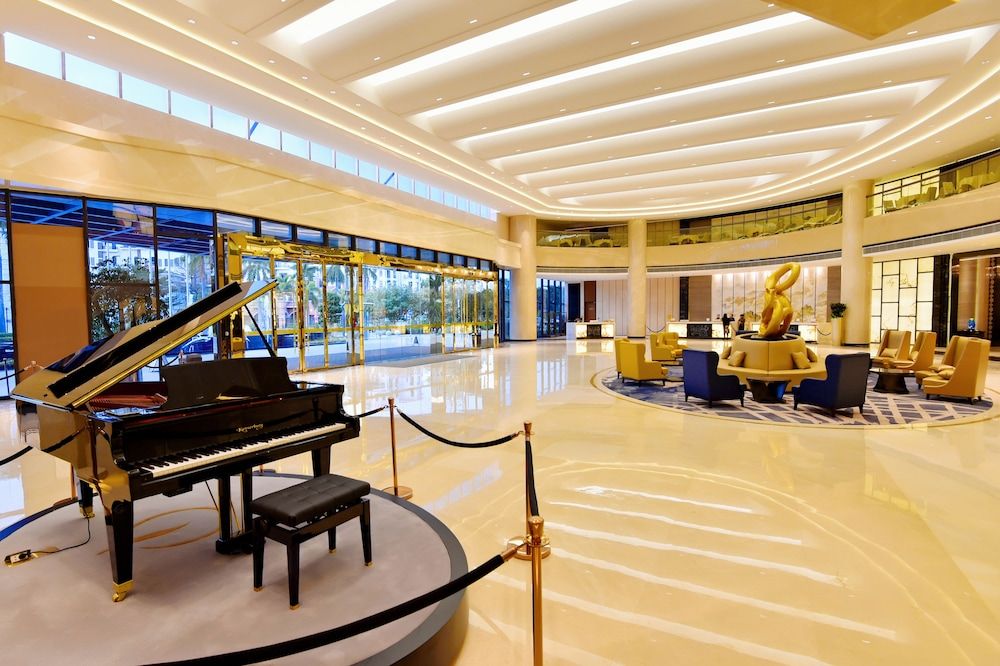 Grand Skylight Int'l Hotel Huizhou 2