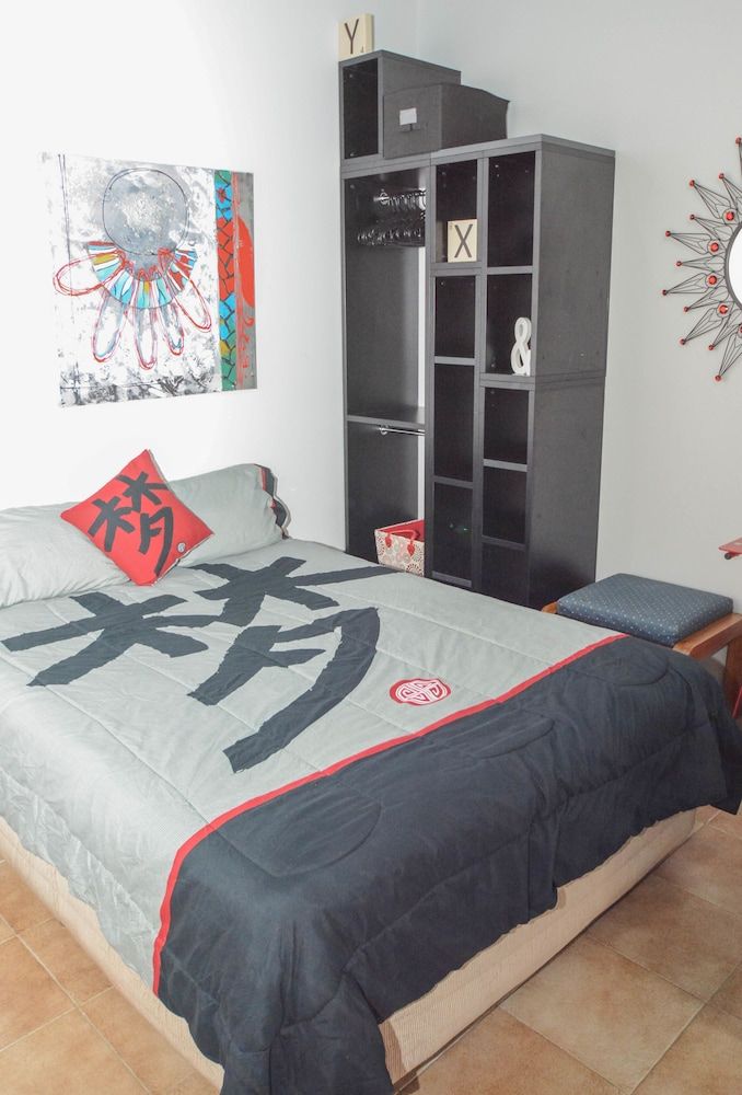 Westside Studio Apartments 3