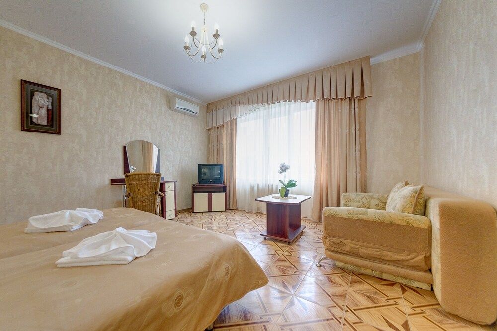 Milotel Pavel 3