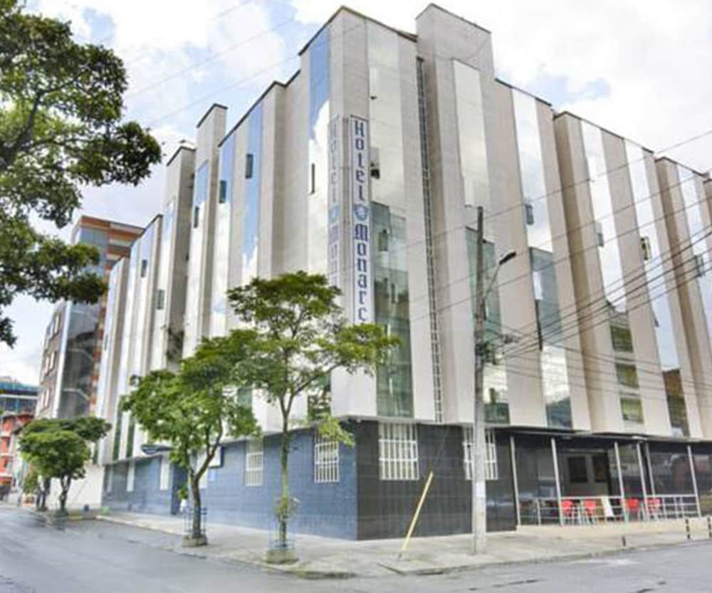 Hotel Monarca