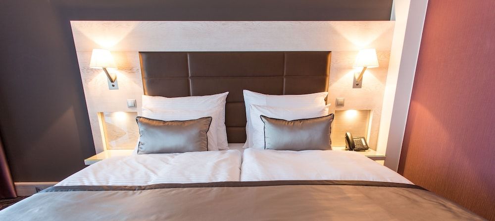 Aura Hotel - Adults Only 3