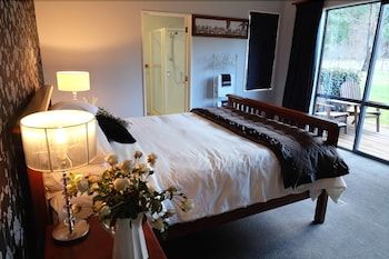 Mount Maude Country Lodge 2