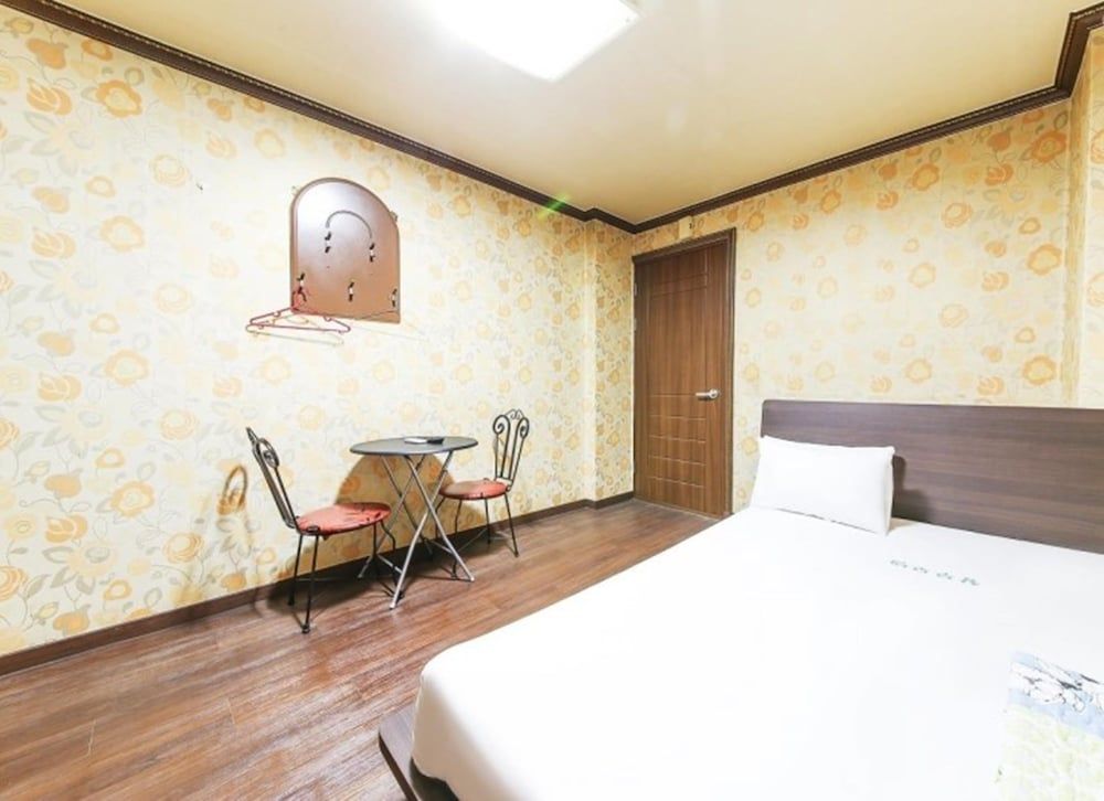 Motel Sangmu Gwangju 2