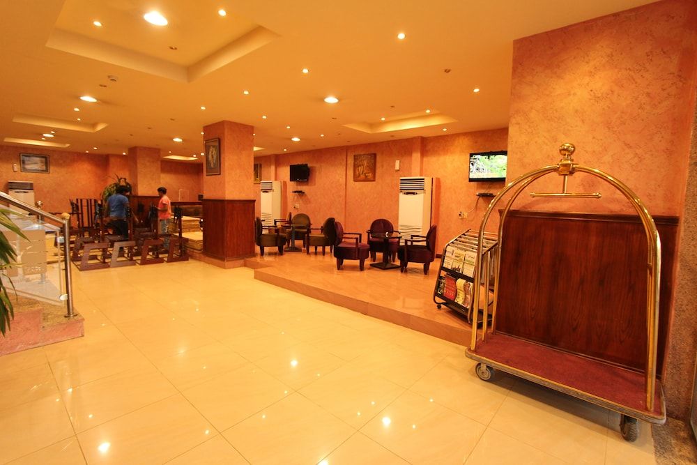 Khalifa Tower Hotel Apartments 2