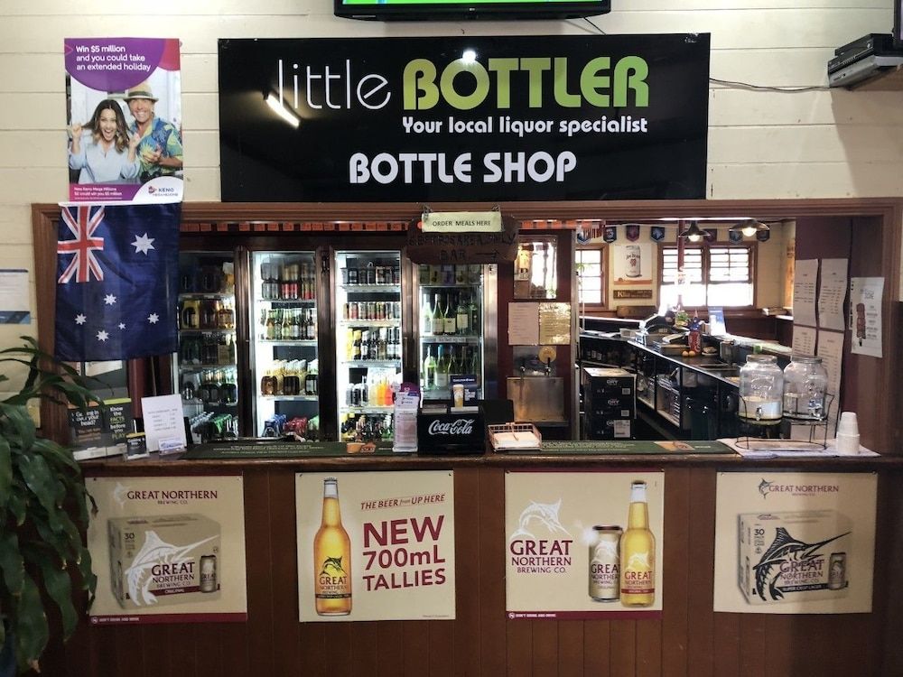 Bororen Hotel Motel 3