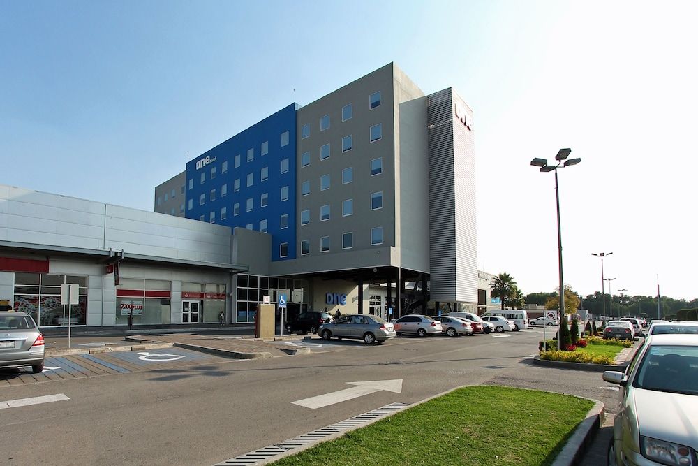 One Cuautitilan 3 estrelas em Cuautitlán