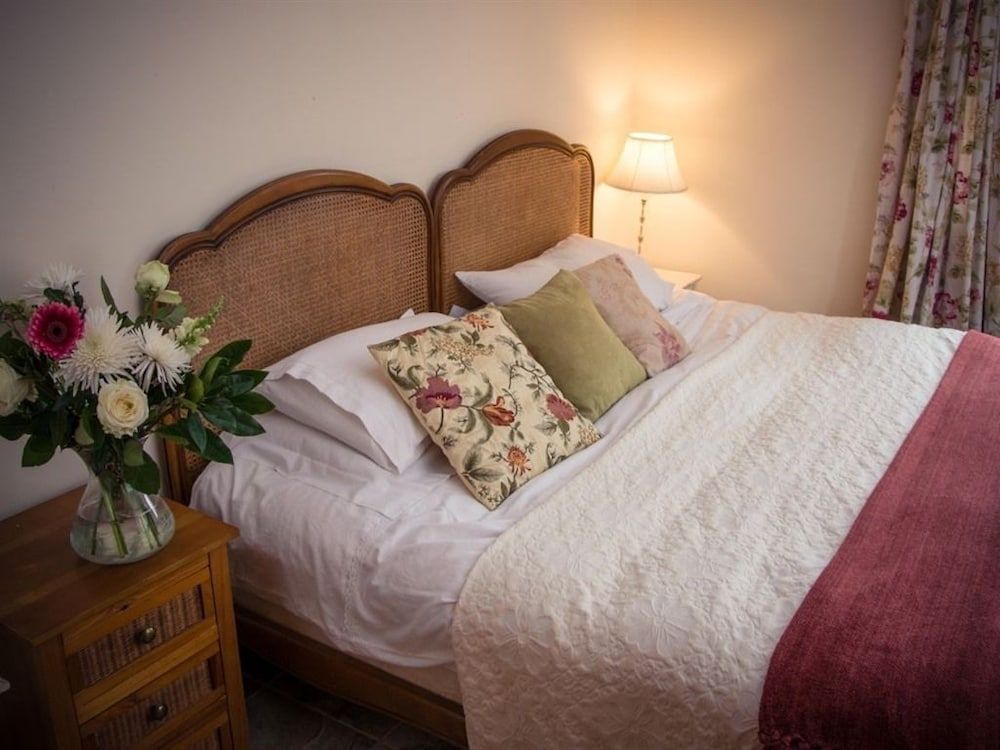 Owl Barn at the Gardens 3