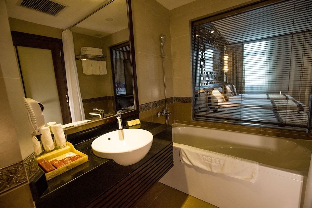 New Star Halong Hotel 1 New Star Halong Hotel 1