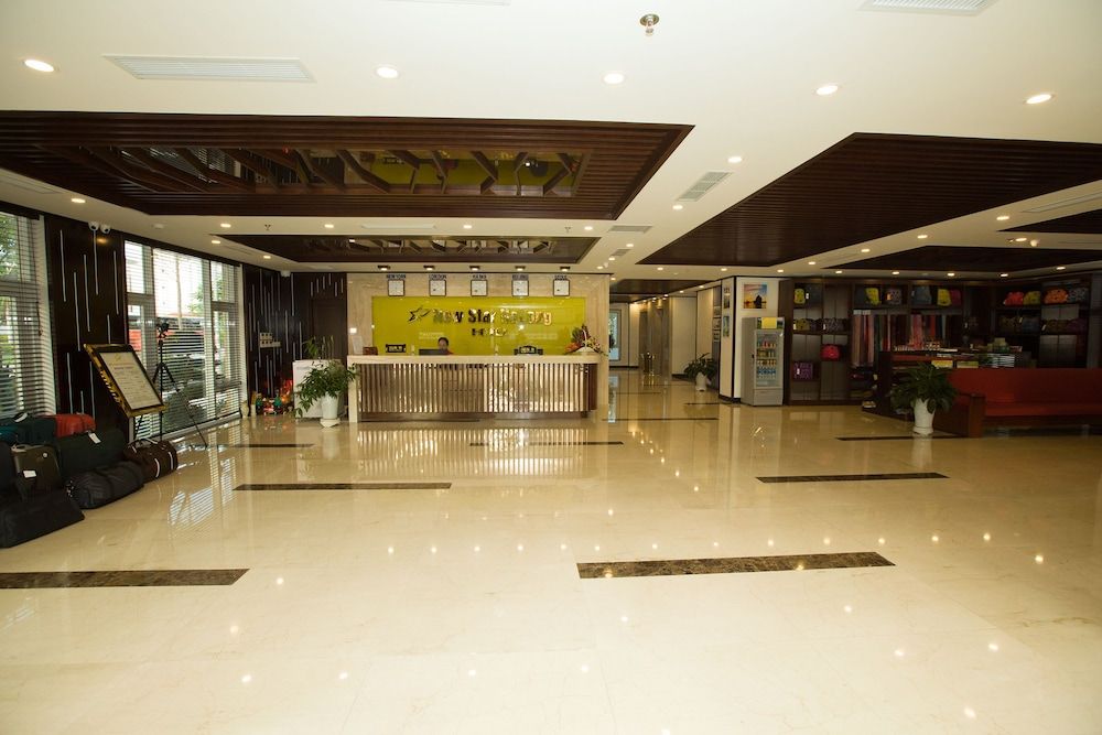 New Star Halong Hotel 2 New Star Halong Hotel 2