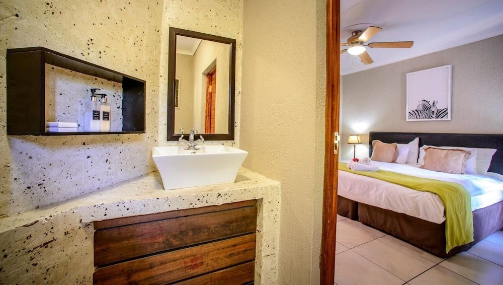 Zebrina Guest House 3