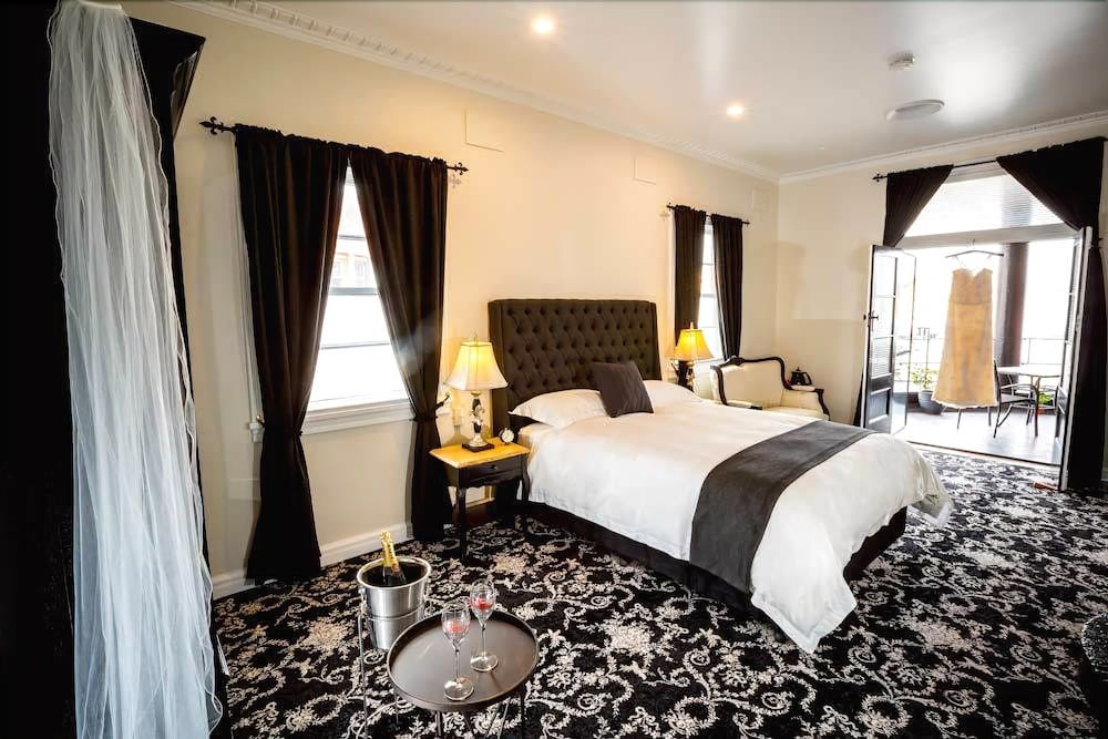 The Commercial Boutique Hotel 3