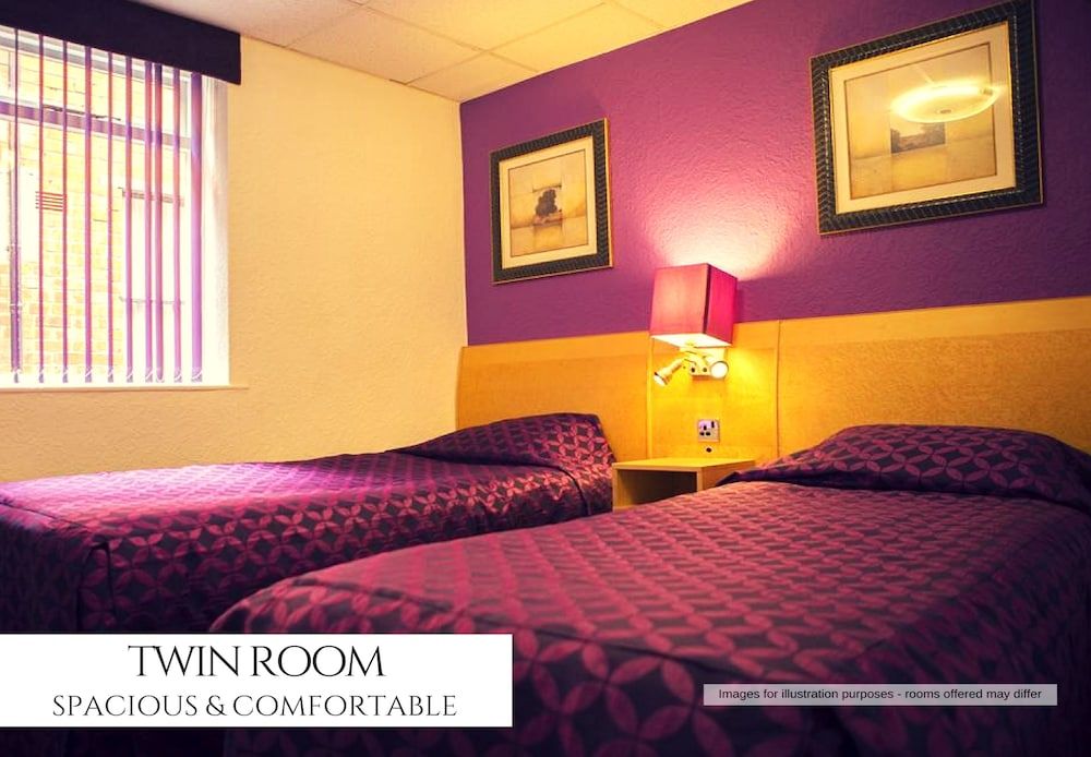 The Royal Alexandra Hotel 3 The Royal Alexandra Hotel 3