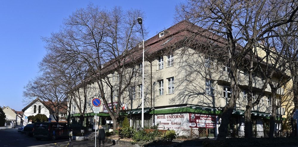 Hotel Unicornis 3 estrelas em Eger