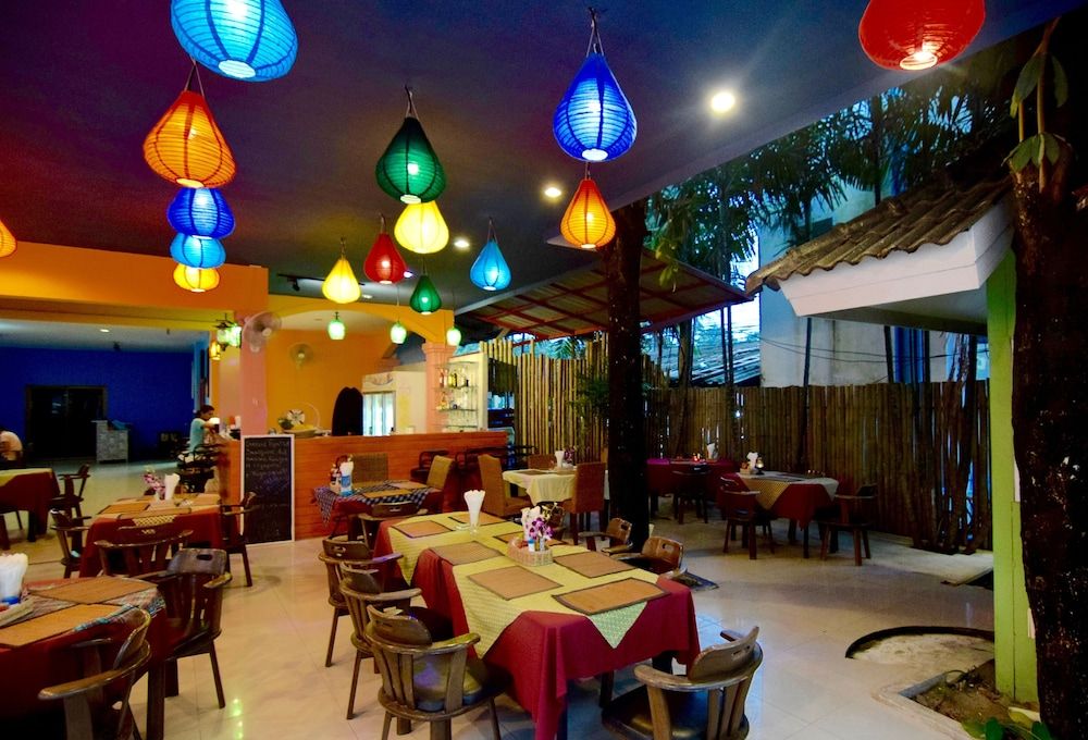 Sugar Inn Phuket 2