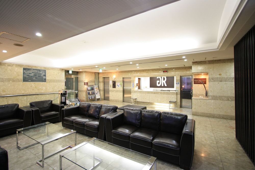 Green Rich Hotel Suizenji 2