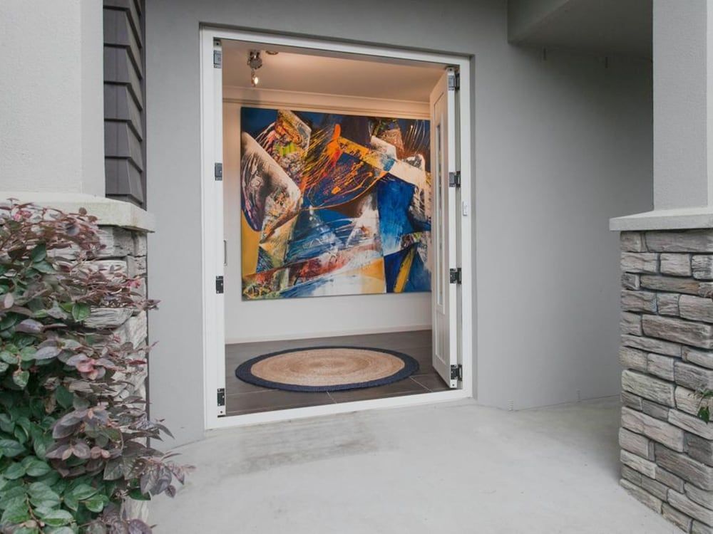 ArtHouse Bed & Breakfast 2