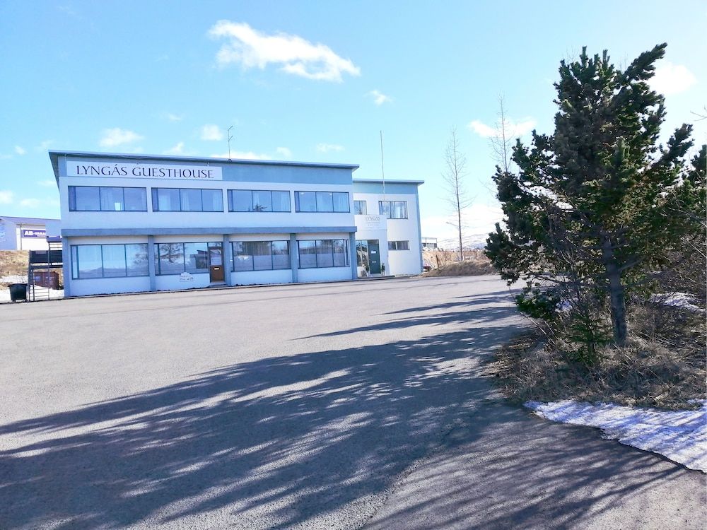 Lyngás Guesthouse