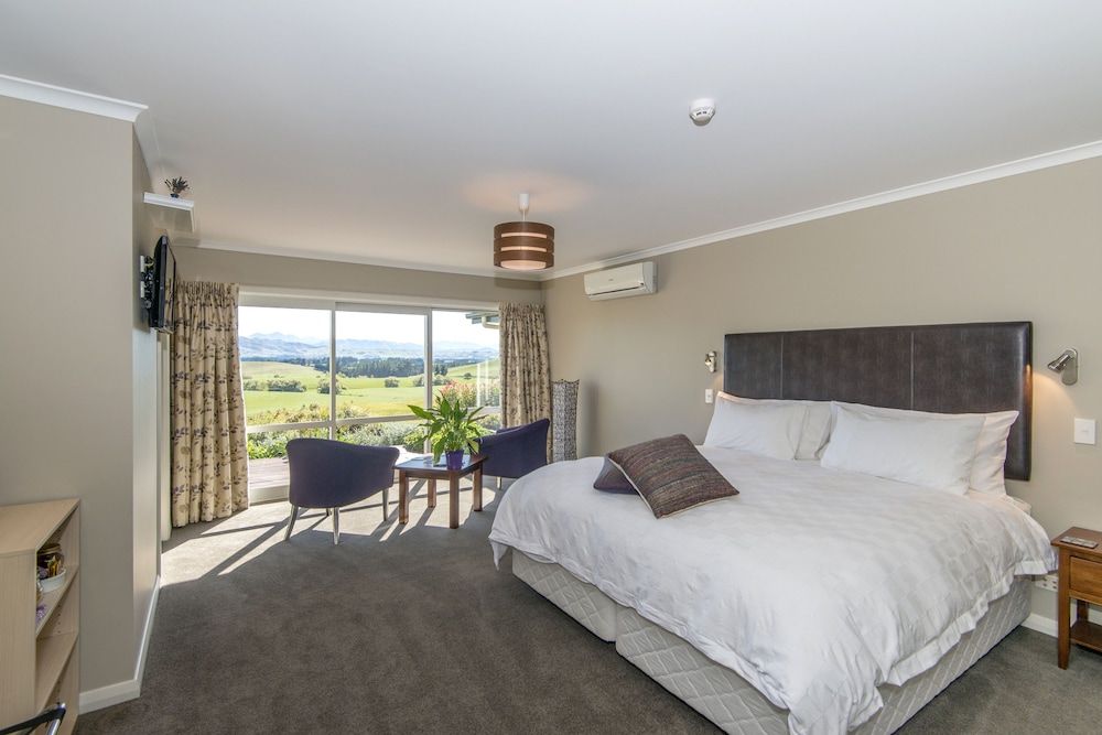 Ribbonwood Country House 3