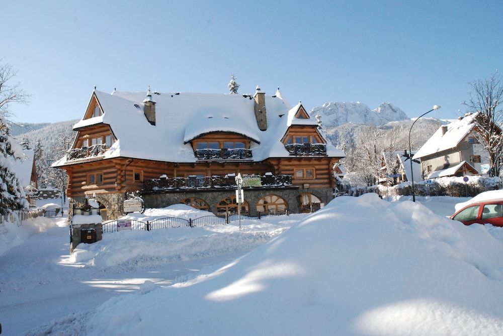 Zakopiański Dwór 1