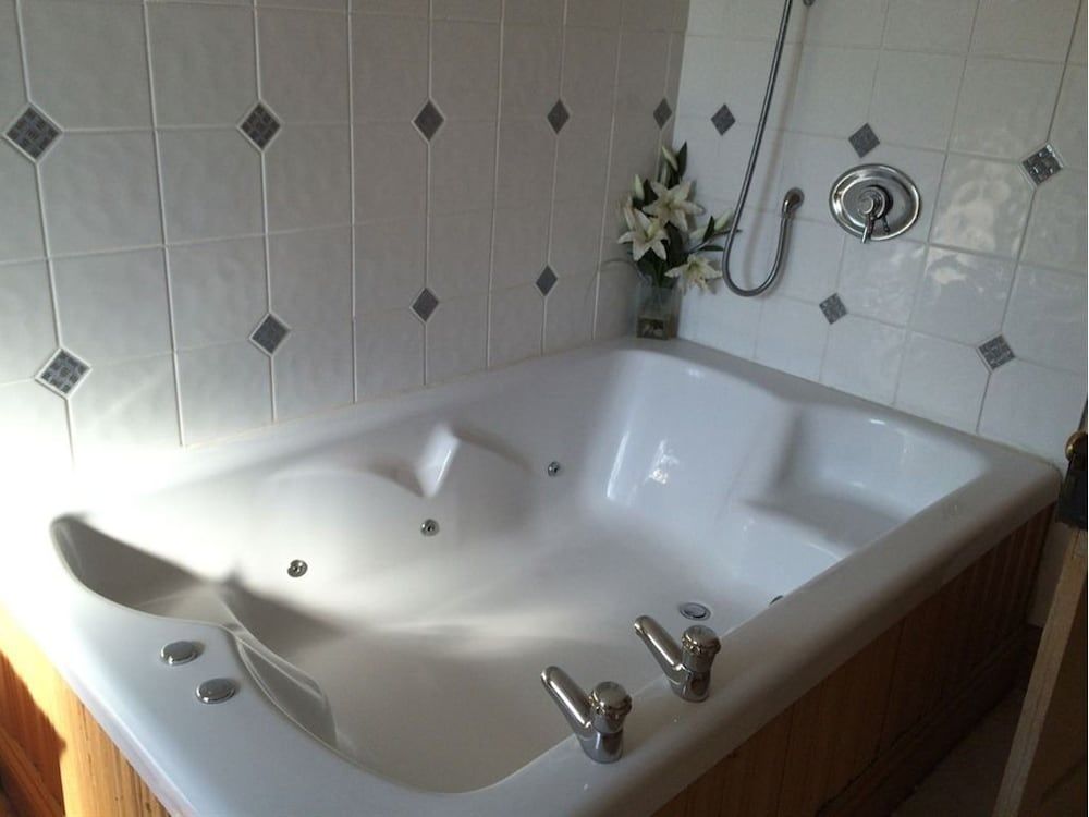 The Old Farm House 3