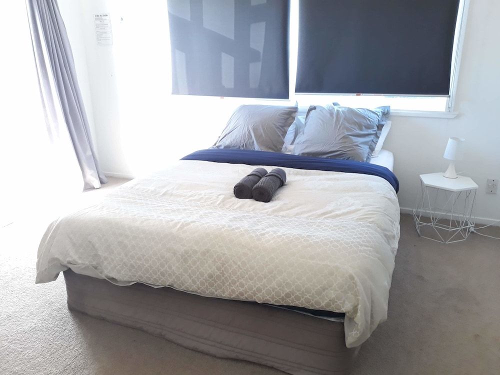 Surf N Stay Whangamata - Hostel 3