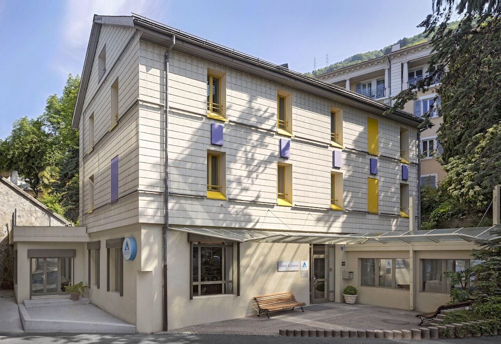 Youth Hostel Montreux 1