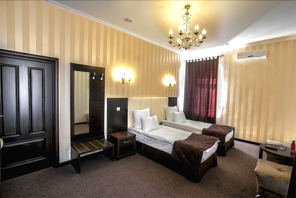 Boutique-Hotel Rest House 2