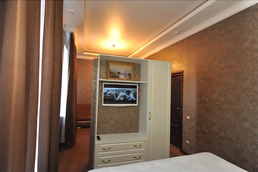 Boutique-Hotel Rest House 3