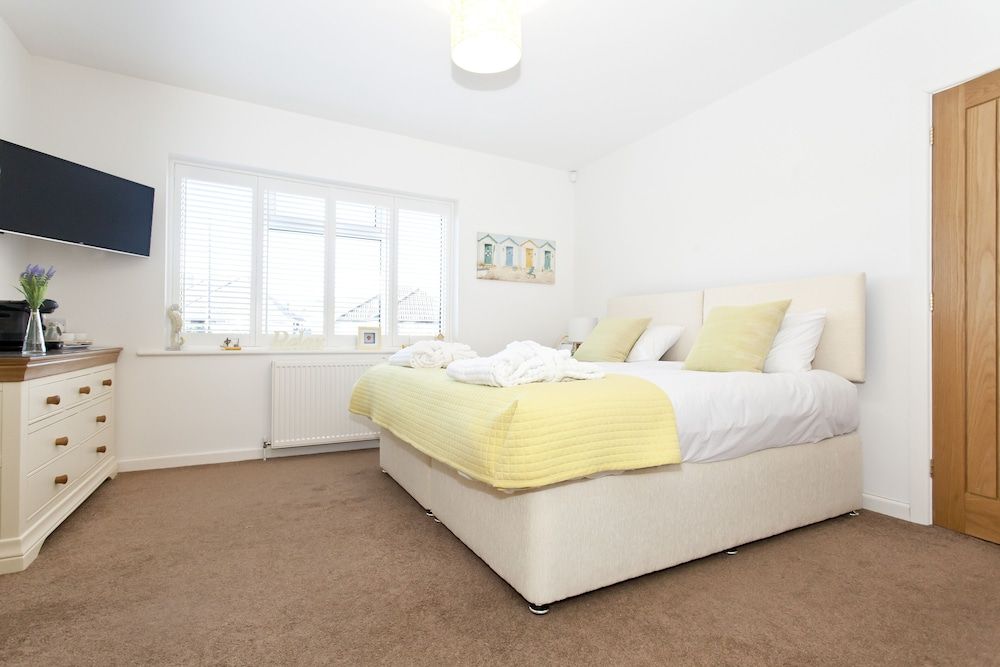 Avon Beach Bed and Breakfast 3