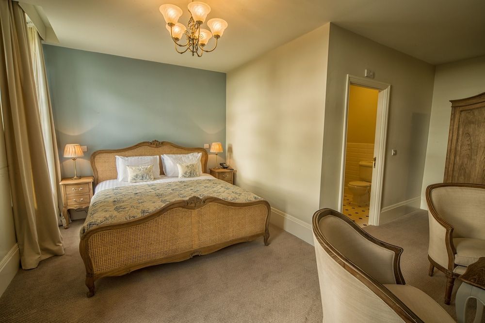 Catthorpe Manor Estate 3