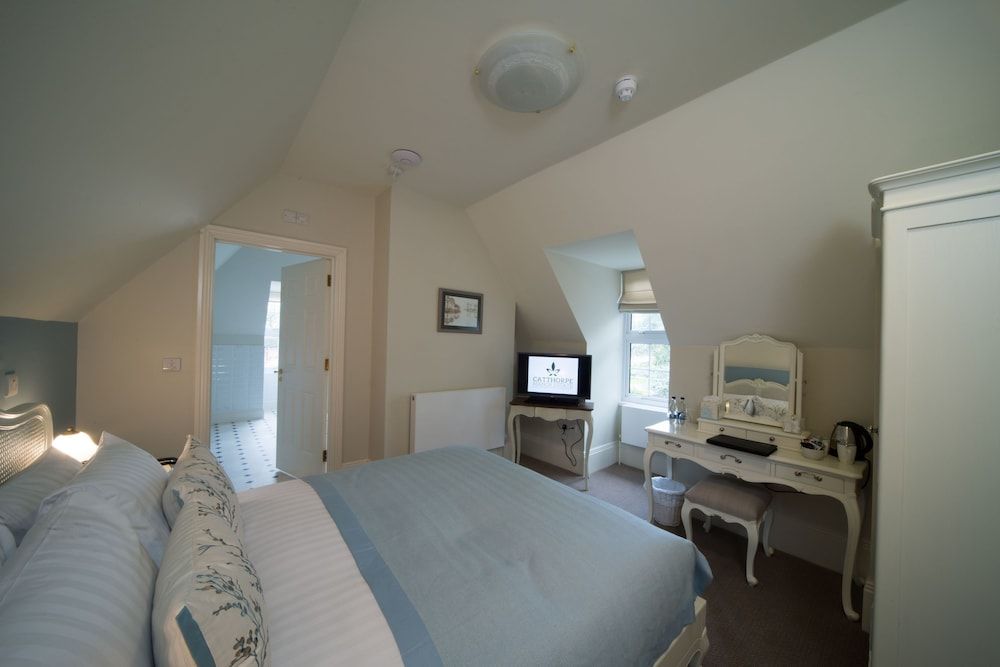 Catthorpe Manor Estate 2