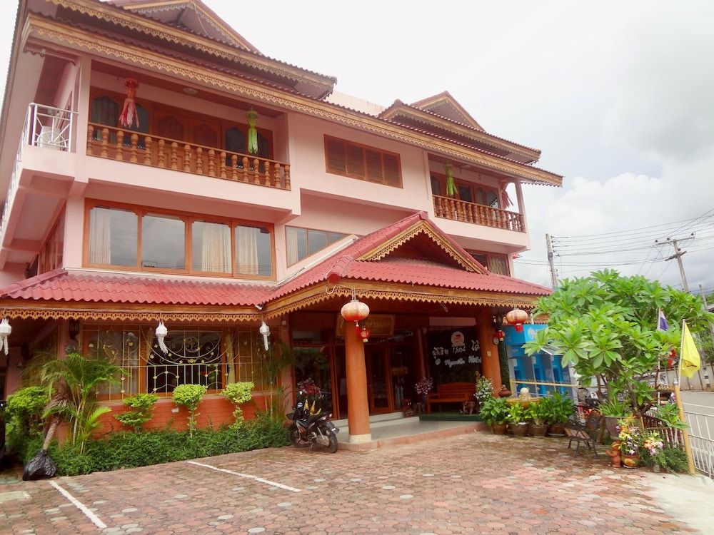 Ngamta Hotel 2 estrelas em Mae Hong Son