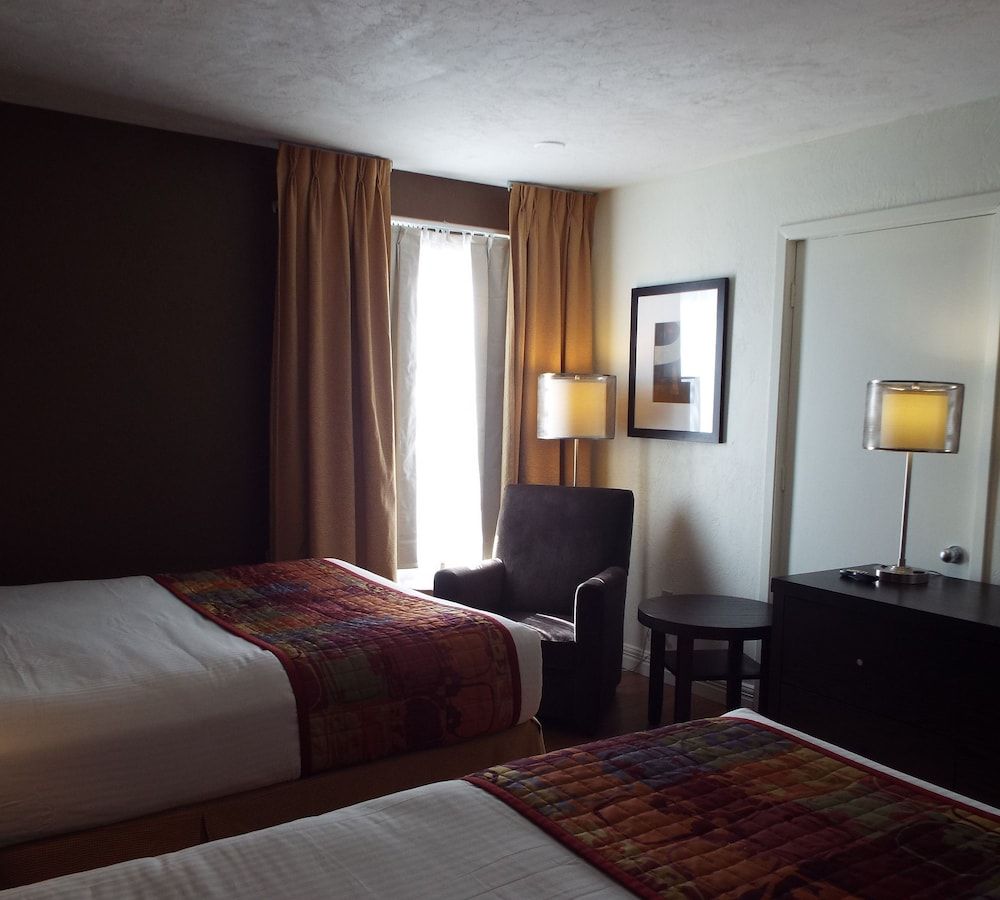 Auberge Shores Inn & Hotel 3