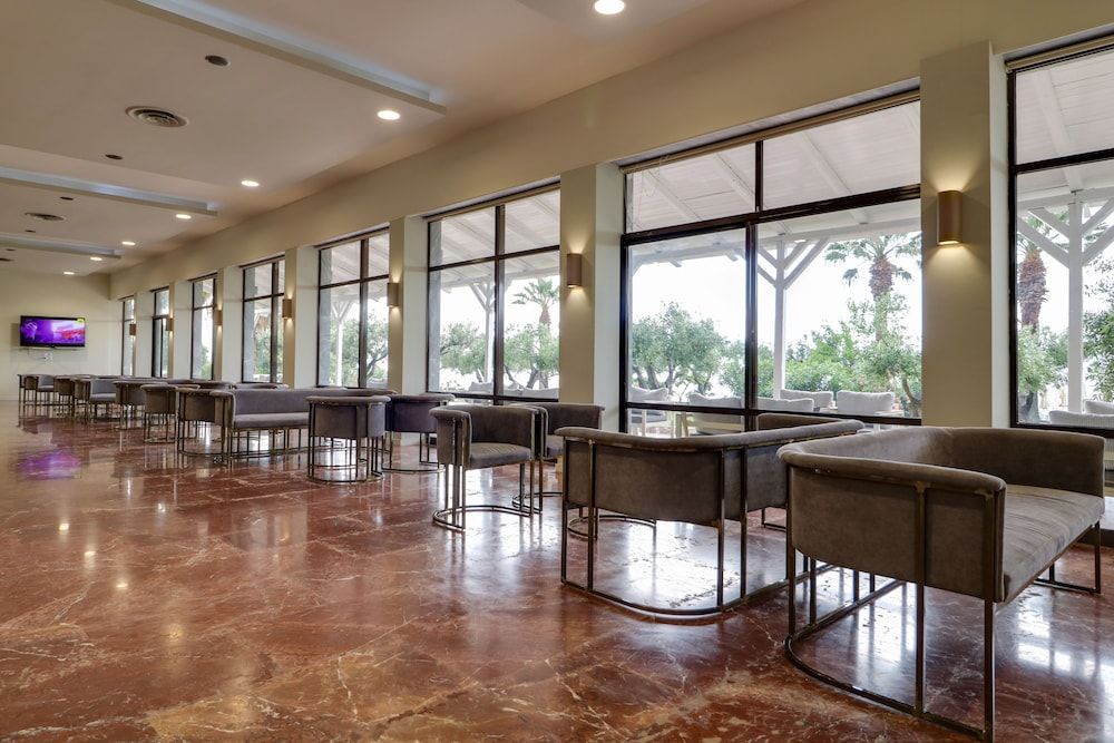 Calamos Beach Family Club Hotel 3