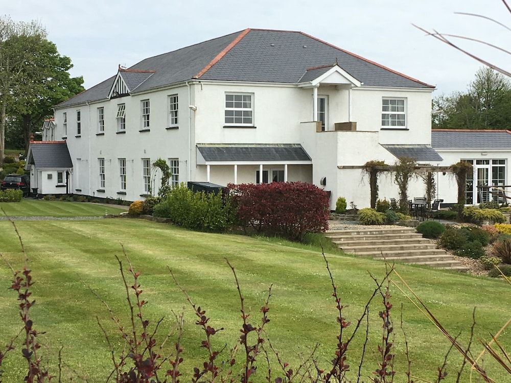 Beggars Reach Hotel 2