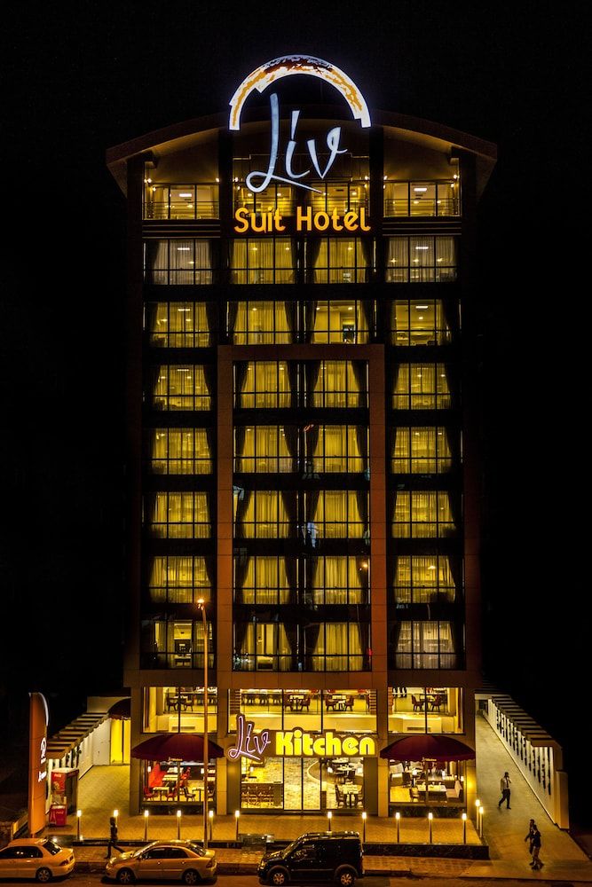 Liv Suit Hotel 1